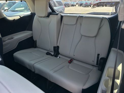 New 2026 Kia Carnival SX FWD image 14