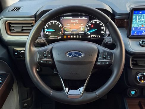 Used 2023 Ford Maverick Lariat w/ Lariat Luxury Package AWD/4WD image 30