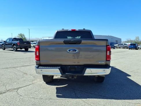 Certified 2022 Ford F150 XLT w/ Trailer Tow Package AWD/4WD image 7