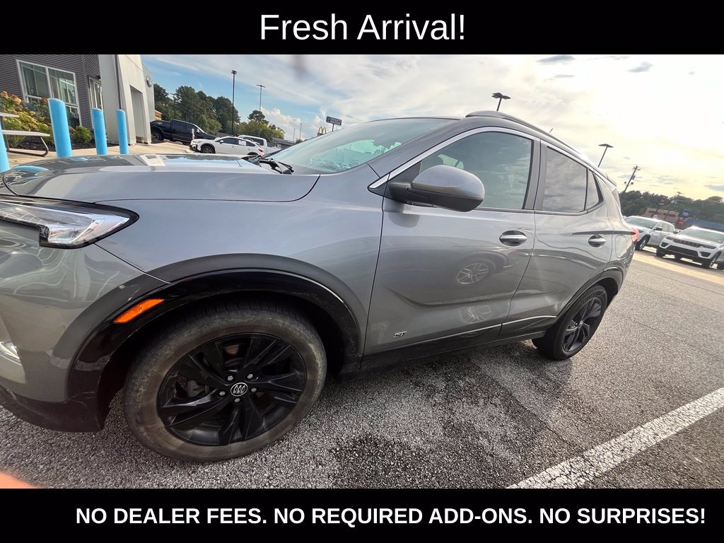 Used 2025 Buick Encore GX Sport Touring w/ Comfort Package FWD image 1