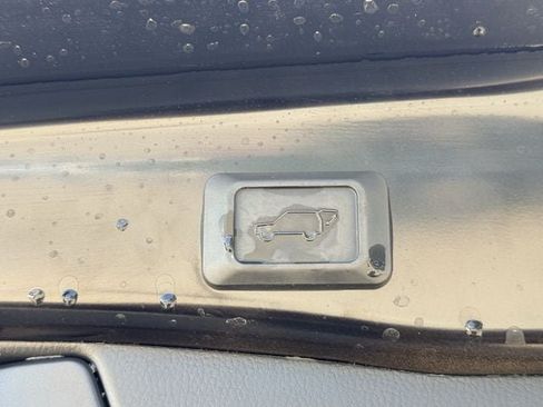 Used 2025 Toyota RAV4 XLE Premium FWD image 34