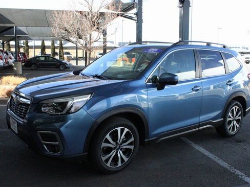 Used 2021 Subaru Forester Limited w/ Popular Package #3 image 9