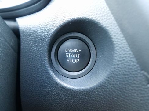 Used 2024 Toyota Corolla Cross LE image 22