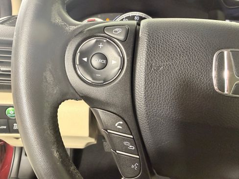 Used 2013 Honda Accord Touring image 17
