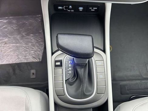 New 2026 Hyundai Kona SE image 17