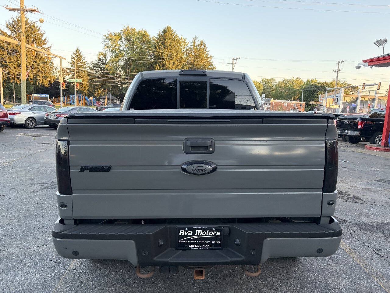Used 2014 Ford F150 Raptor w/ Equipment Group 801A Luxury AWD/4WD image 4