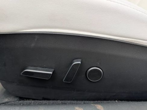 Used 2023 Tesla Model 3 Standard Range RWD image 16
