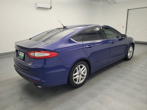 Used 2016 Ford Fusion SE FWD image 10
