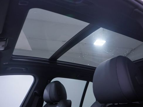 Used 2026 BMW X5 sDrive40i w/ M Sport Package image 8