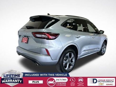 Used 2024 Ford Escape ST-Line image 3