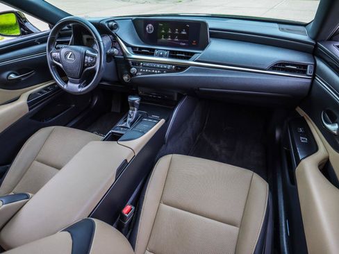 Used 2021 Lexus ES 350 w/ Accessory Package 2 FWD image 31
