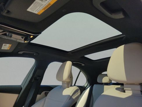 Certified 2025 Mercedes-Benz C 300 Sedan image 32