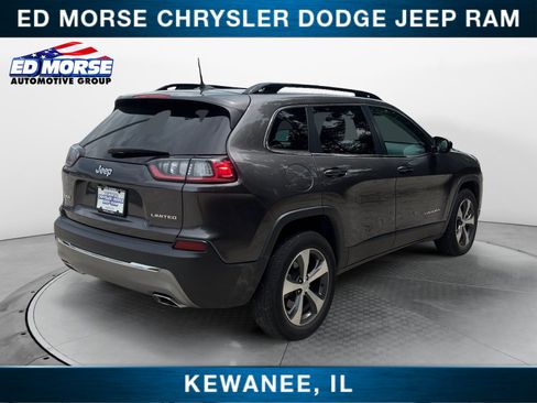 Used 2022 Jeep Cherokee Limited AWD/4WD image 5