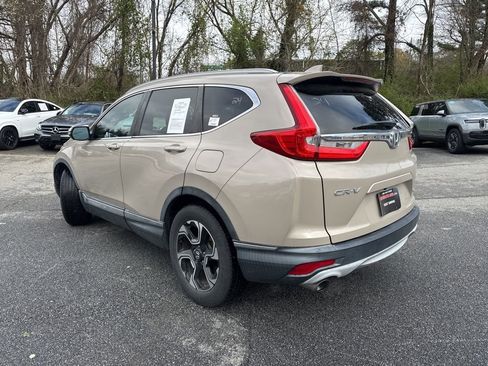 Used 2017 Honda CR-V Touring image 2