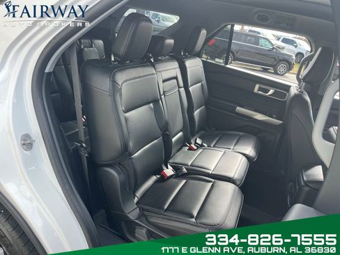 Used 2023 Ford Explorer XLT w/ Equipment Group 202A image 13