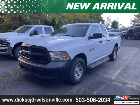 Used 2018 RAM 1500 Tradesman w/ Popular Equipment Group AWD/4WD image 3