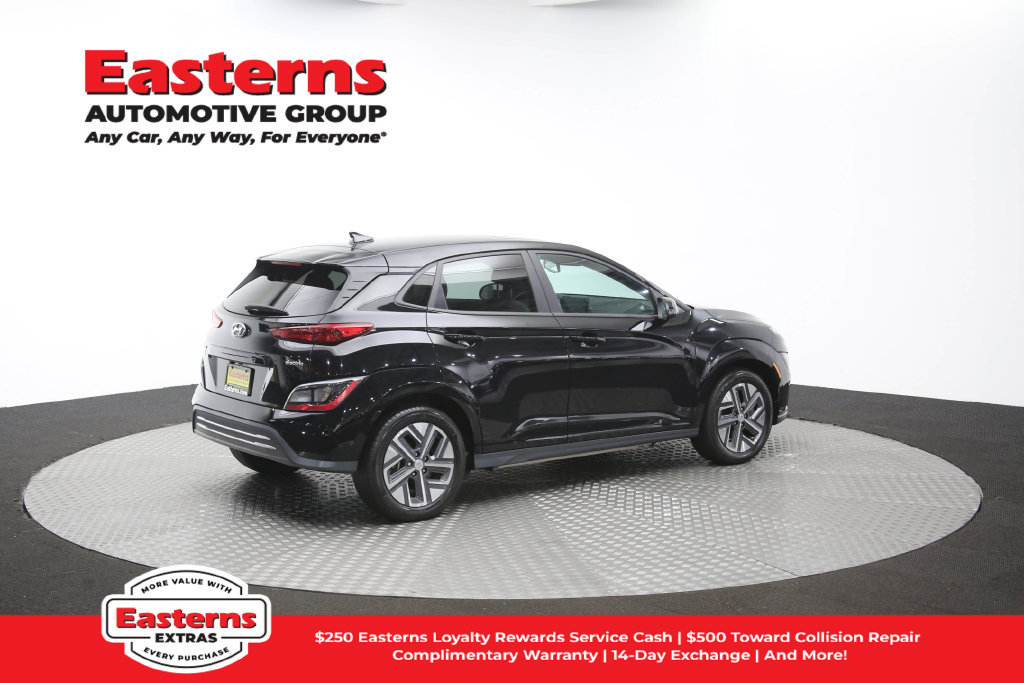 Used 2023 Hyundai Kona SEL FWD image 44