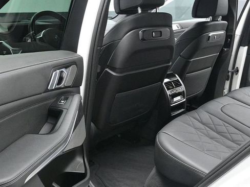 Used 2025 BMW X5 xDrive40i image 18
