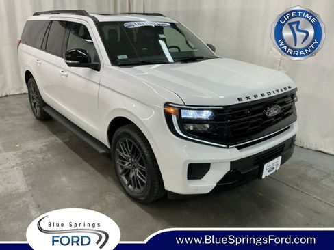 New 2026 Ford Expedition Max Platinum w/ Stealth Appearance Package AWD/4WD image 1