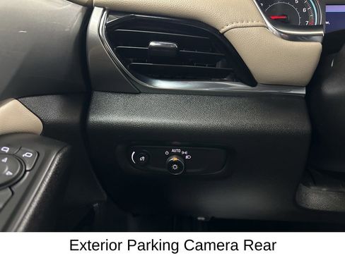 Certified 2023 Chevrolet Traverse LT image 41