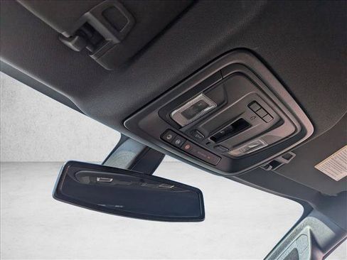 Used 2019 Chevrolet Silverado 1500 High Country AWD/4WD image 13