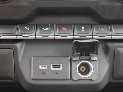 Used 2022 Chevrolet Silverado 1500 Custom RWD image 37