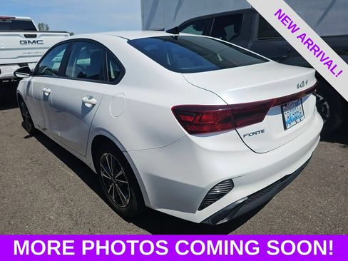Used 2024 Kia Forte LXS FWD image 7