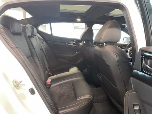 Used 2019 Nissan Maxima SR w/ Premium Package image 19