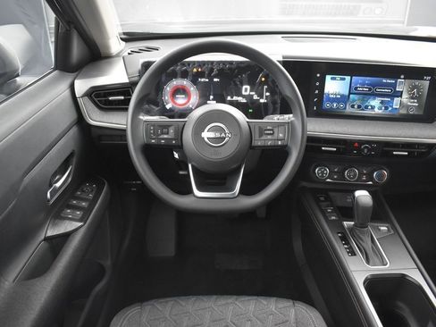 New 2025 Nissan Kicks SV w/ SV Premium Package image 13