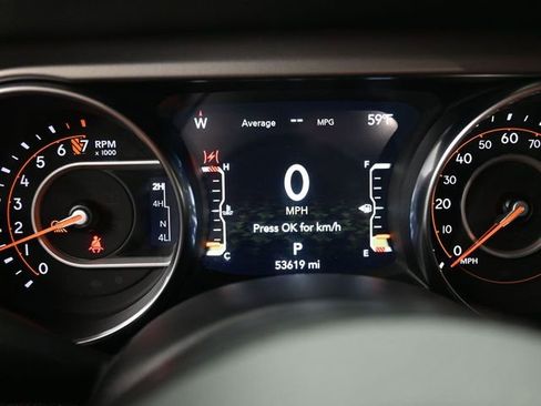 Used 2020 Jeep Gladiator Sport w/ Quick Order Package 24S image 9