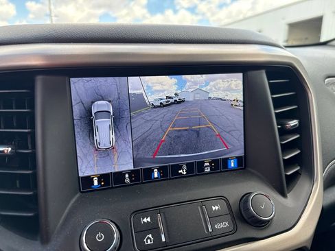 Used 2023 GMC Acadia Denali w/ Denali Ultimate Package AWD/4WD image 26