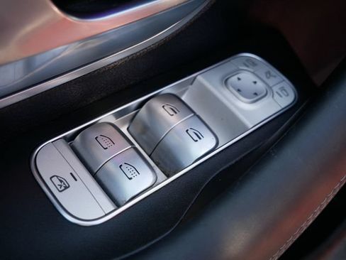 Used 2022 Mercedes-Benz GLS 450 4MATIC image 14
