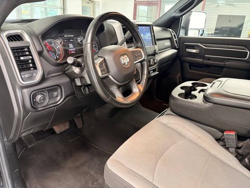Used 2024 RAM 2500 Big Horn AWD/4WD image 7