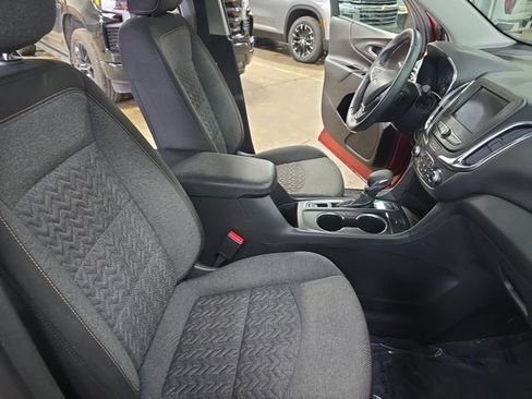 Used 2024 Chevrolet Equinox LT w/ LPO, Floor Liner Package image 10