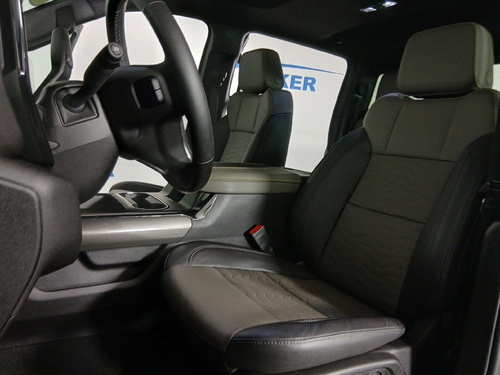 Used 2026 Chevrolet Silverado 2500 ZR2 AWD/4WD image 20