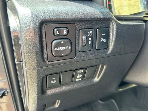 Used 2016 Toyota 4Runner Limited AWD/4WD image 12