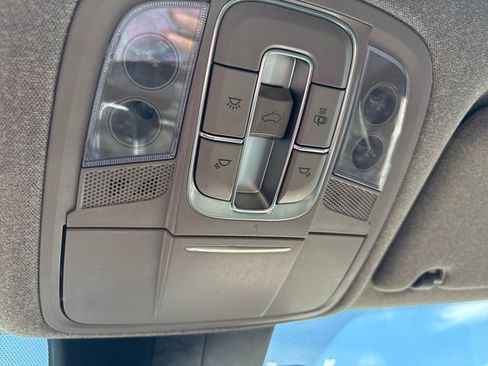 Used 2019 Hyundai Santa Fe Limited AWD/4WD image 30