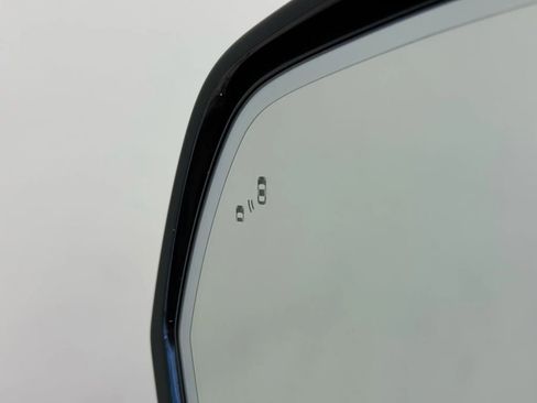 Used 2022 Lincoln Aviator Reserve w/ Equipment Group 201A image 11