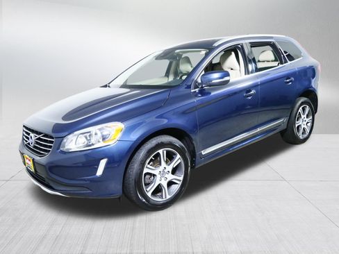 Used 2015 Volvo XC60 T6 AWD/4WD image 3