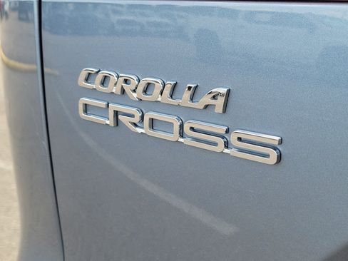 Used 2023 Toyota Corolla Cross L AWD/4WD image 7
