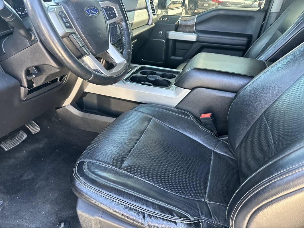 Used 2018 Ford F250 Lariat w/ Lariat Value Package AWD/4WD image 37