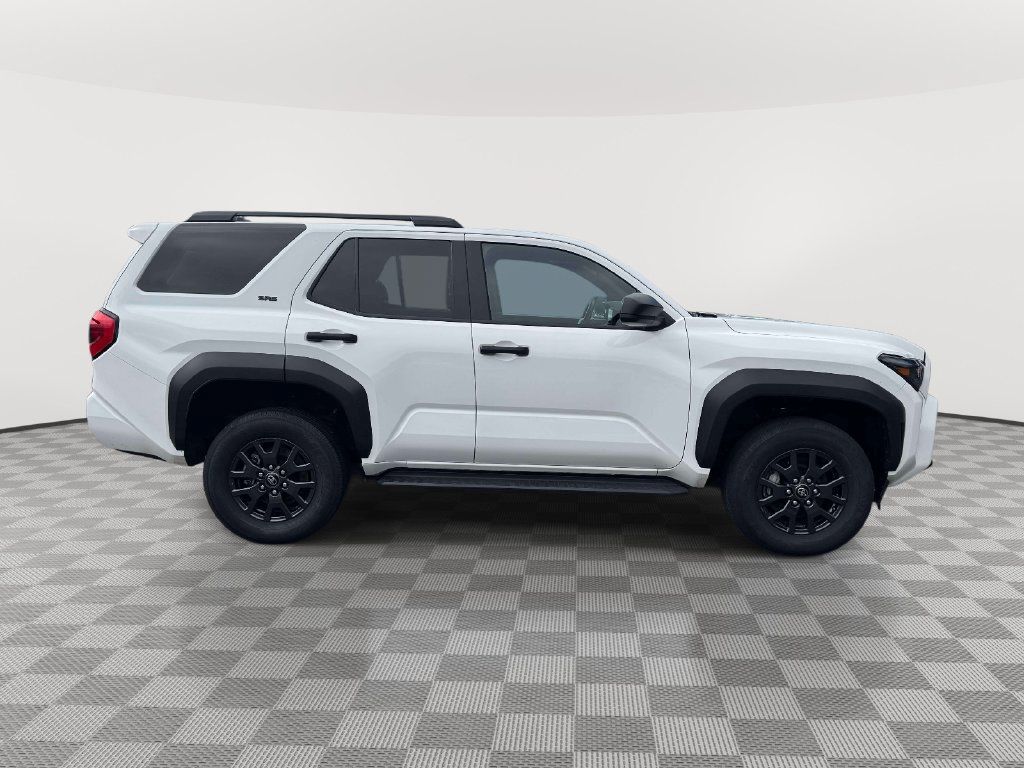 Used 2025 Toyota 4Runner SR5 AWD/4WD image 8