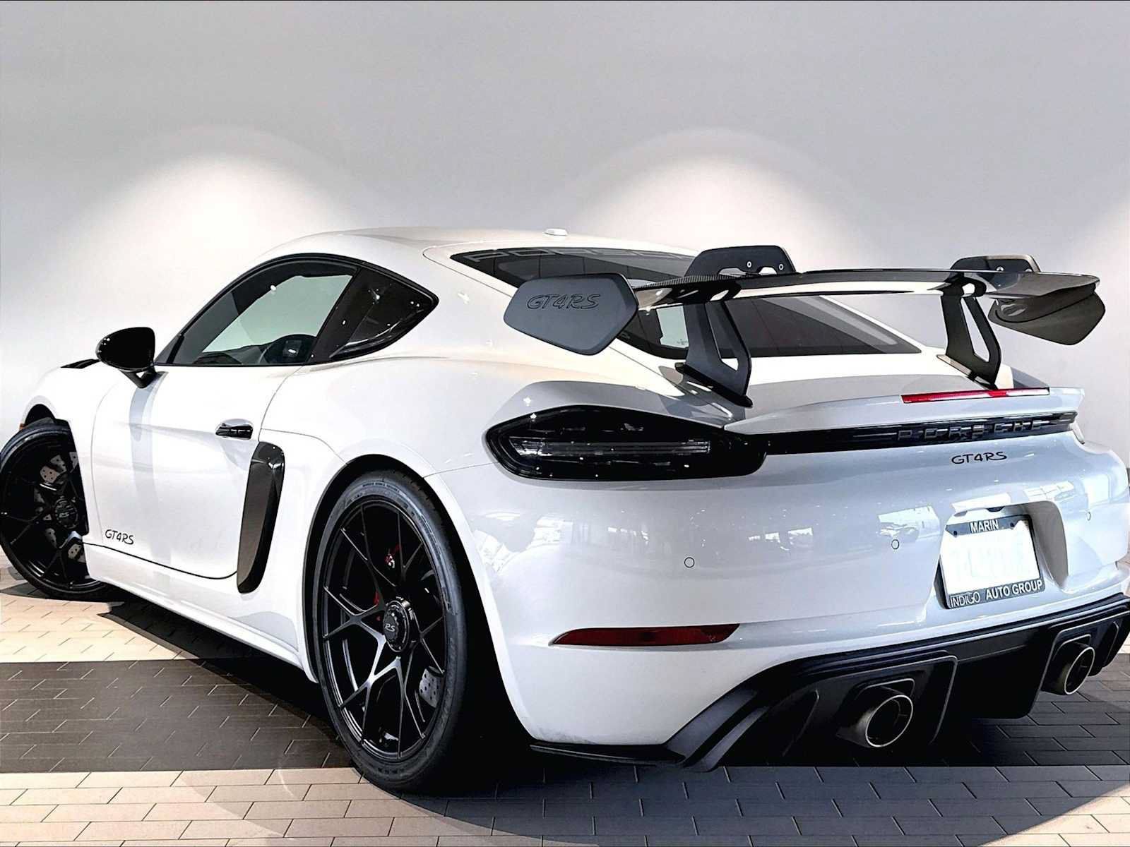 Used 2023 Porsche 718 Cayman GT4 RS RWD image 3