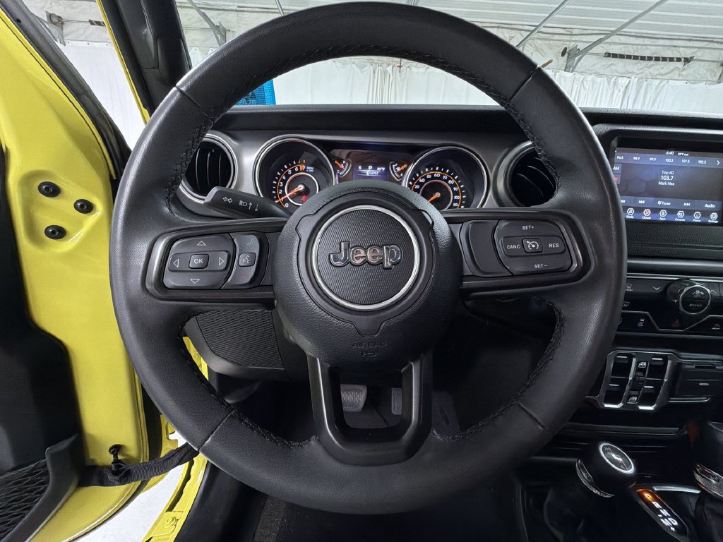 Used 2023 Jeep Gladiator Sport AWD/4WD image 27