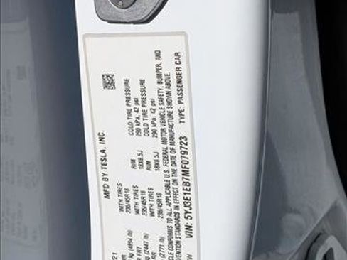 Used 2021 Tesla Model 3 Long Range image 16