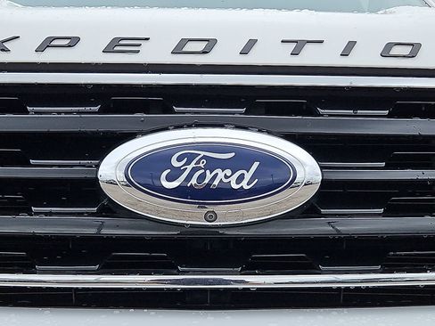 Used 2020 Ford Expedition Max Limited w/ Equipment Group 303A AWD/4WD image 38