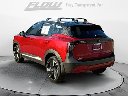 Used 2025 Nissan Kicks SR FWD image 5