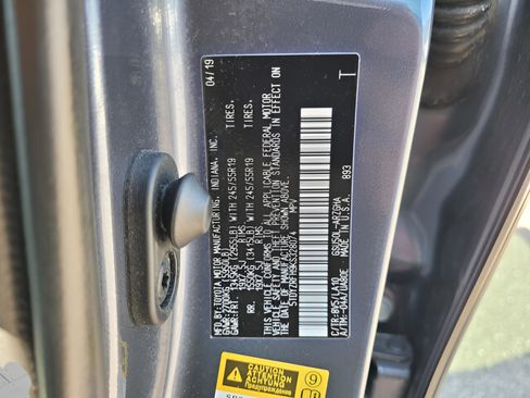 Certified 2019 Toyota Highlander Limited image 37