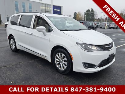 Used 2017 Chrysler Pacifica Touring-L