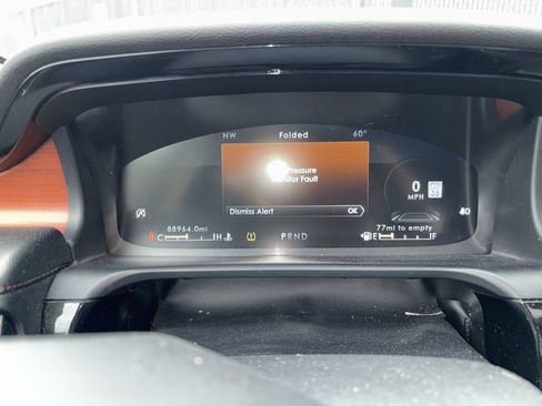 Used 2021 Lincoln Aviator Reserve w/ Equipment Group 201A image 2